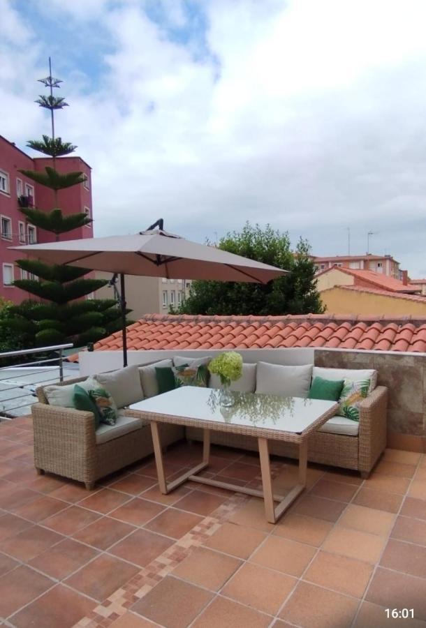 Apartamento Villalvaro Con Parking Santander Exterior foto